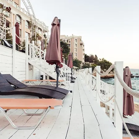 The Gallery - La Mer 1 Апартамент
